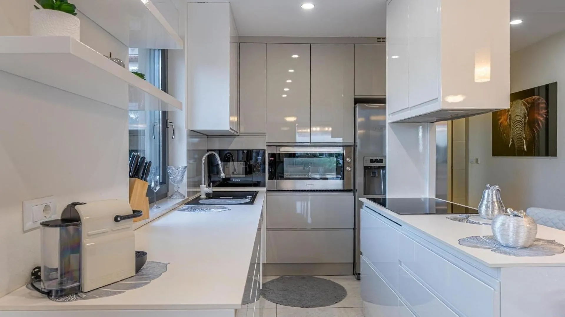 Luxury Apartment Kevin Medulin
