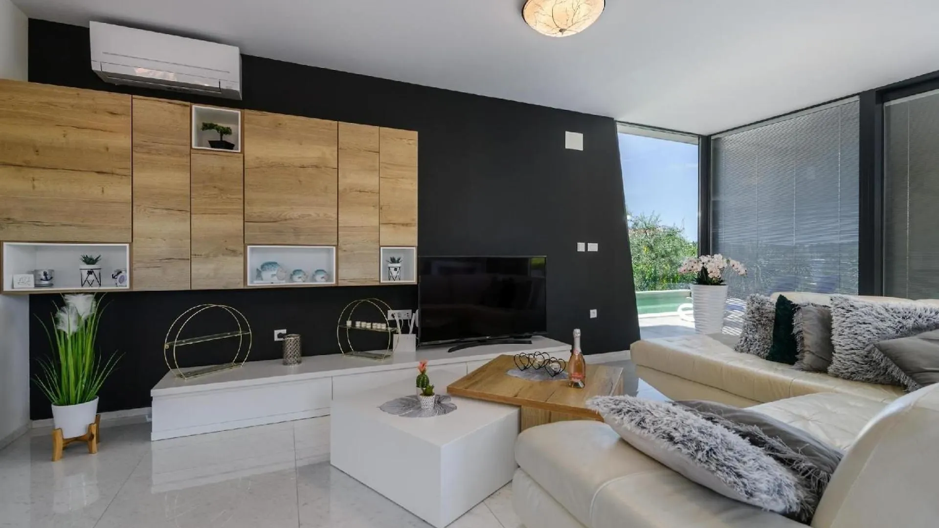 Luxury Apartment Kevin Medulin