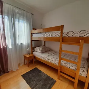 Apartment Alex, Medulin